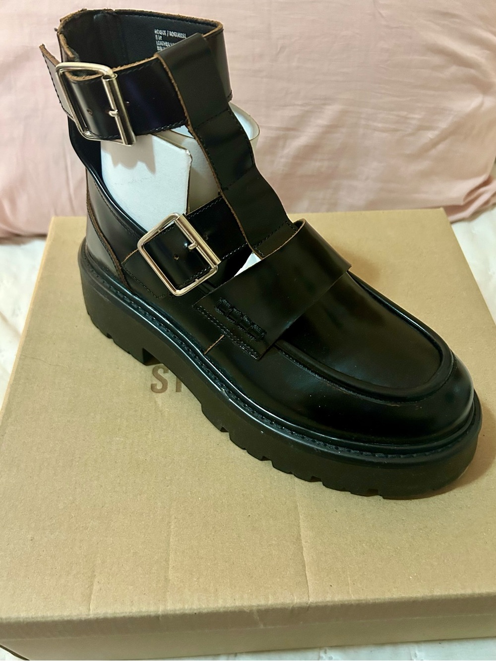 Steve Madden Black Leather Cutout Buckle Platform Loafers - Picture 4 of 6